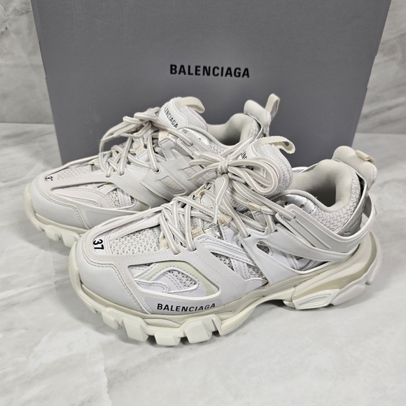 Balenciaga Track Sneakers - Picture 4 of 11